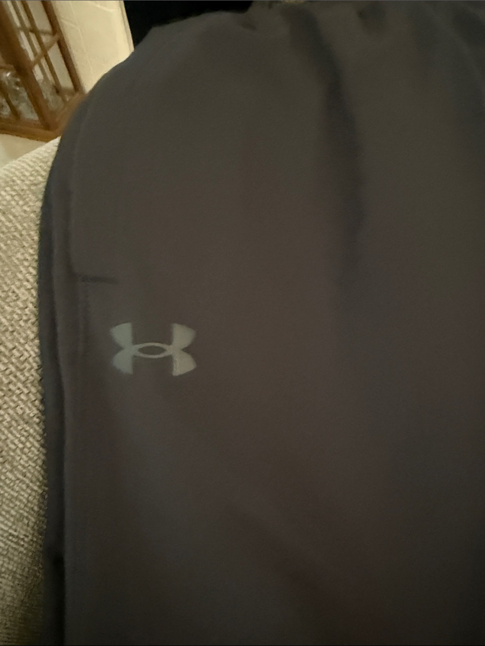 On running joggers with a pair of Under armour joggers… never worn no tags! - Picture 4 of 6